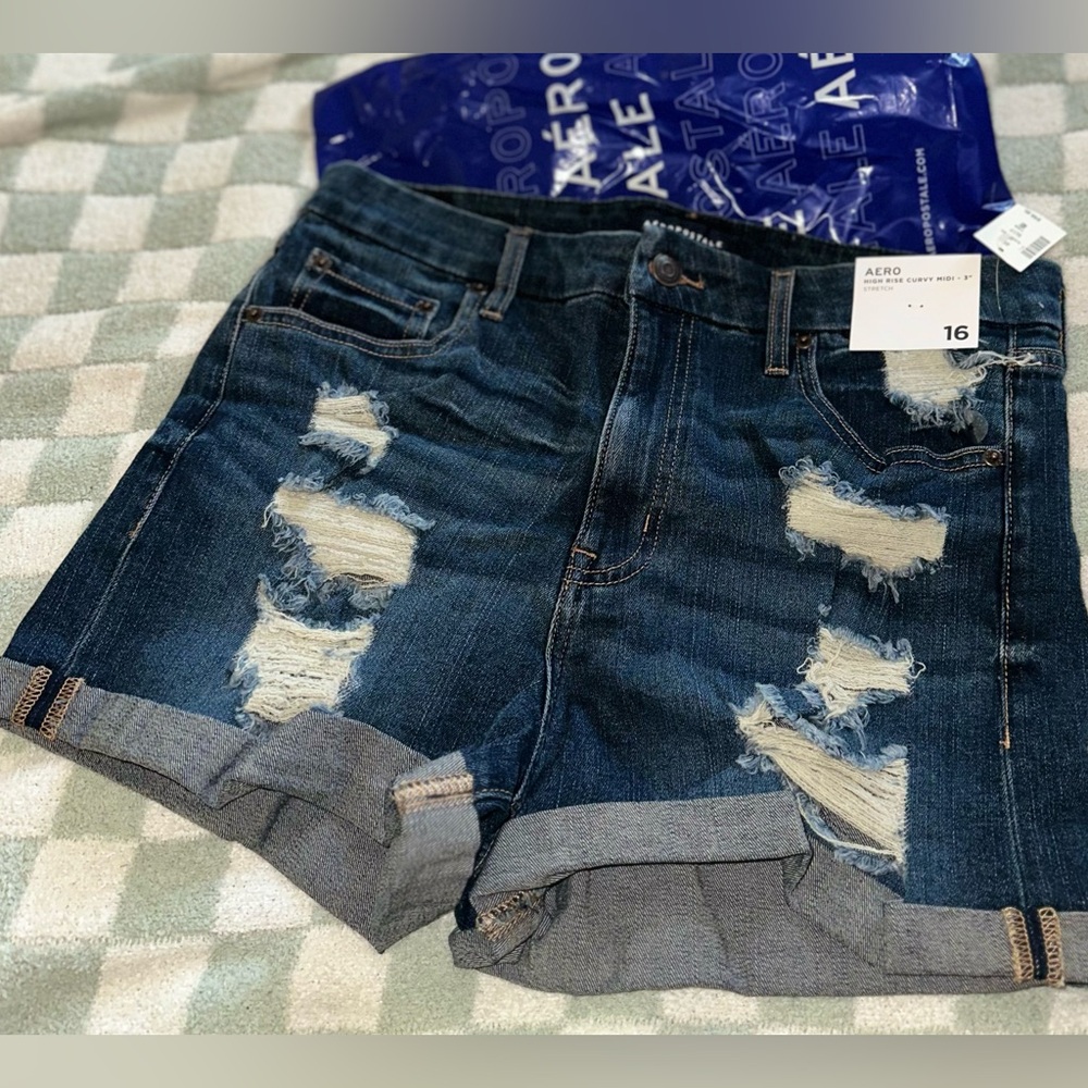 NWT Aeropostale shorts Curvy high rise size 16